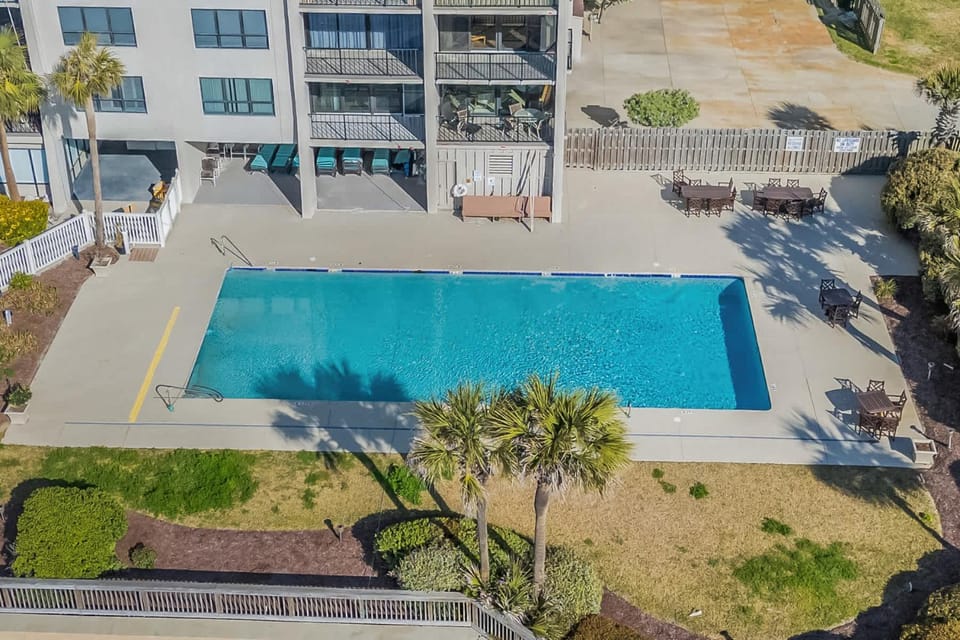 Arcadian I Penthouse F - Oceanfront Apartment in South Carolina