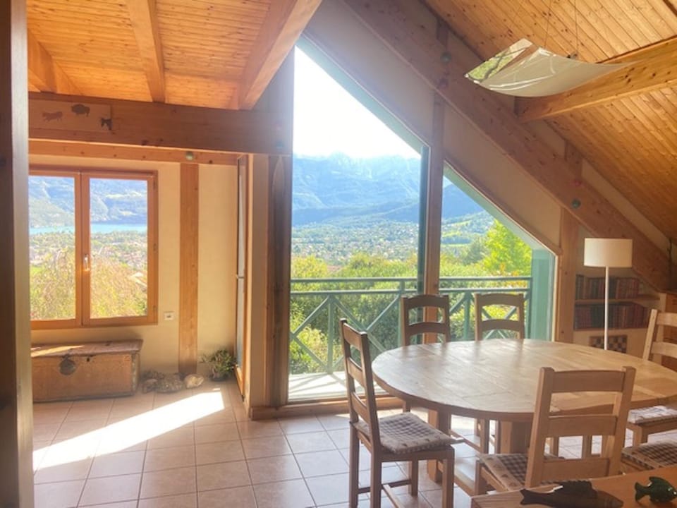 St-Jorioz Maison vue lac et montagnes 6pers House in Sévrier