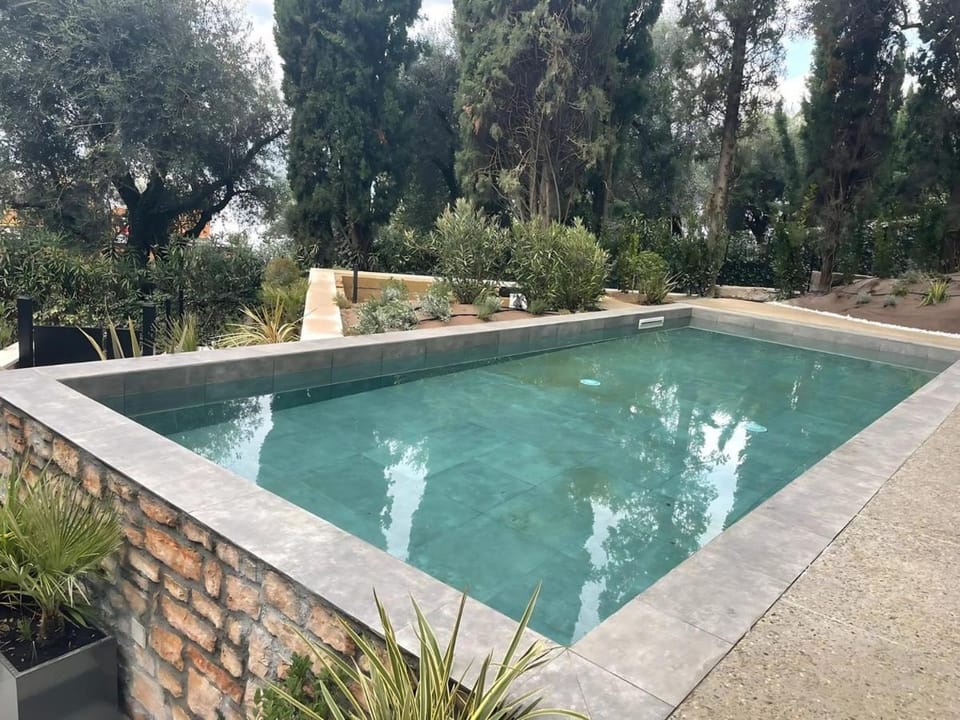 Villa Inessa - Ferienwohnung am Gardasee in Torri del Benaco mit Pool & Seeblick Apartment in Torri del Benaco