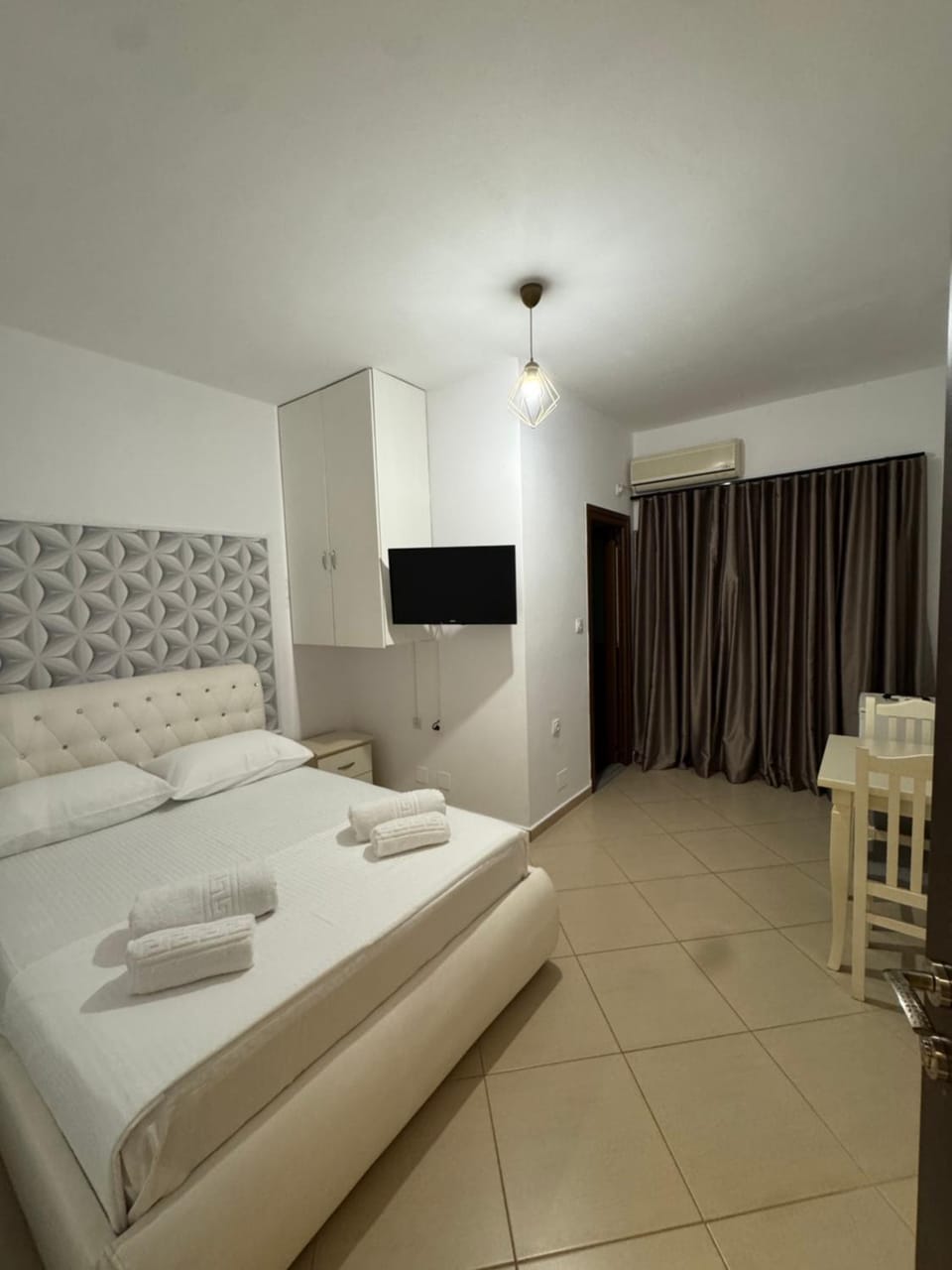 Belvedere Apartment hotel in Ksamil
