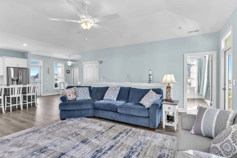 Paws Awhile by Oak Island Accommodations House in Oak Island