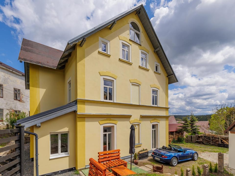 Property building, Balcony/Terrace