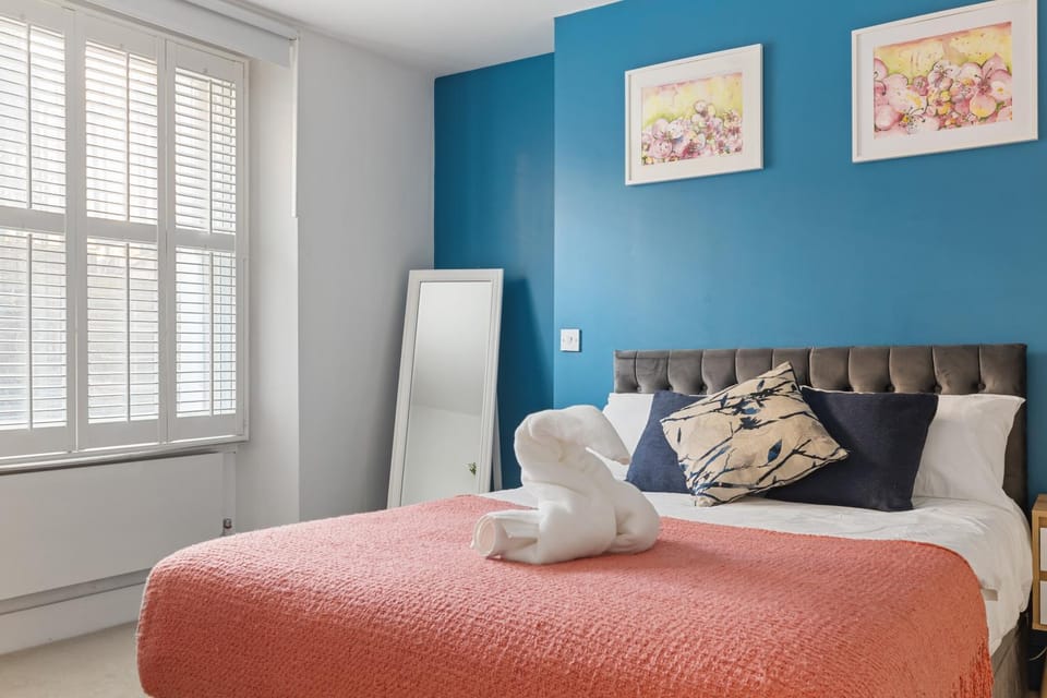 Bed, Bedroom, wardrobe