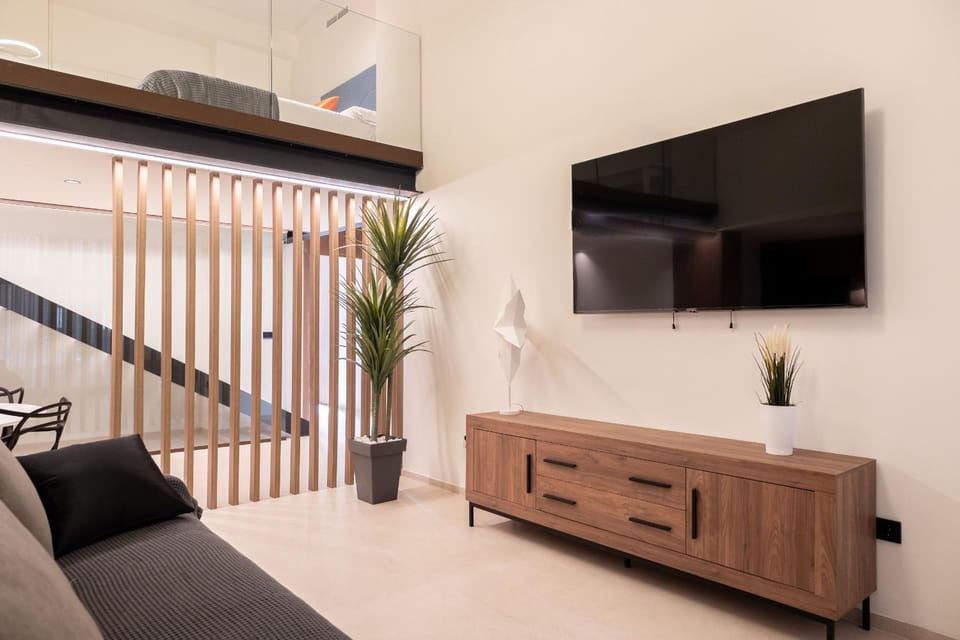 Communal lounge/ TV room, Living room
