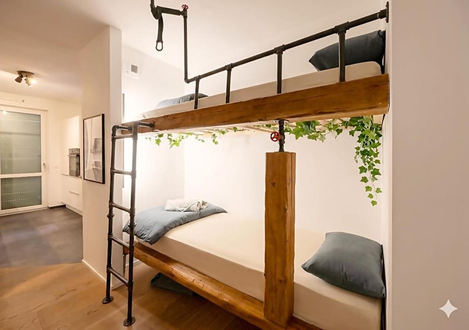 bunk bed