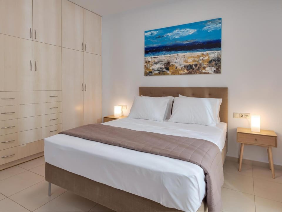Living room, Bedroom