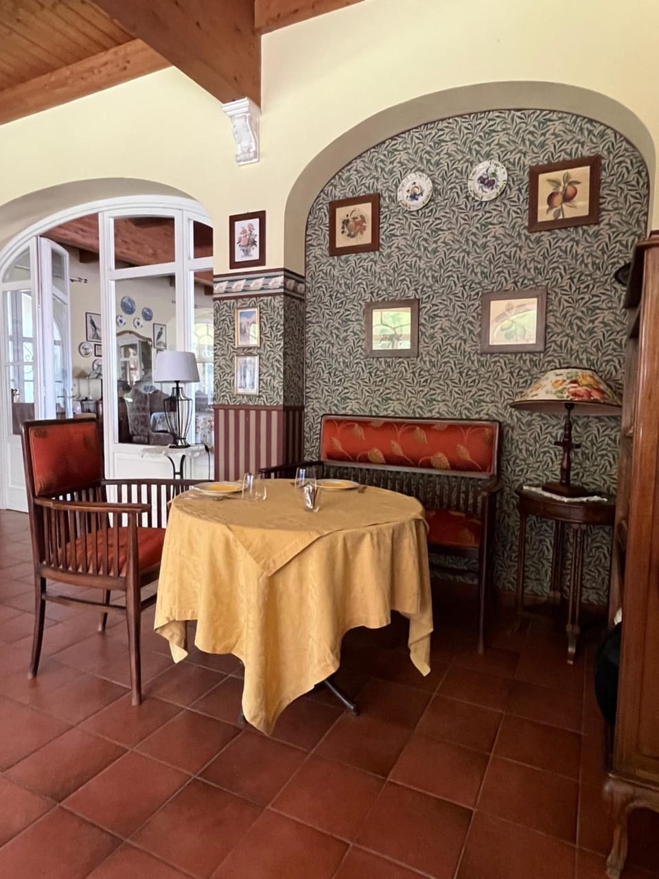 Seating area