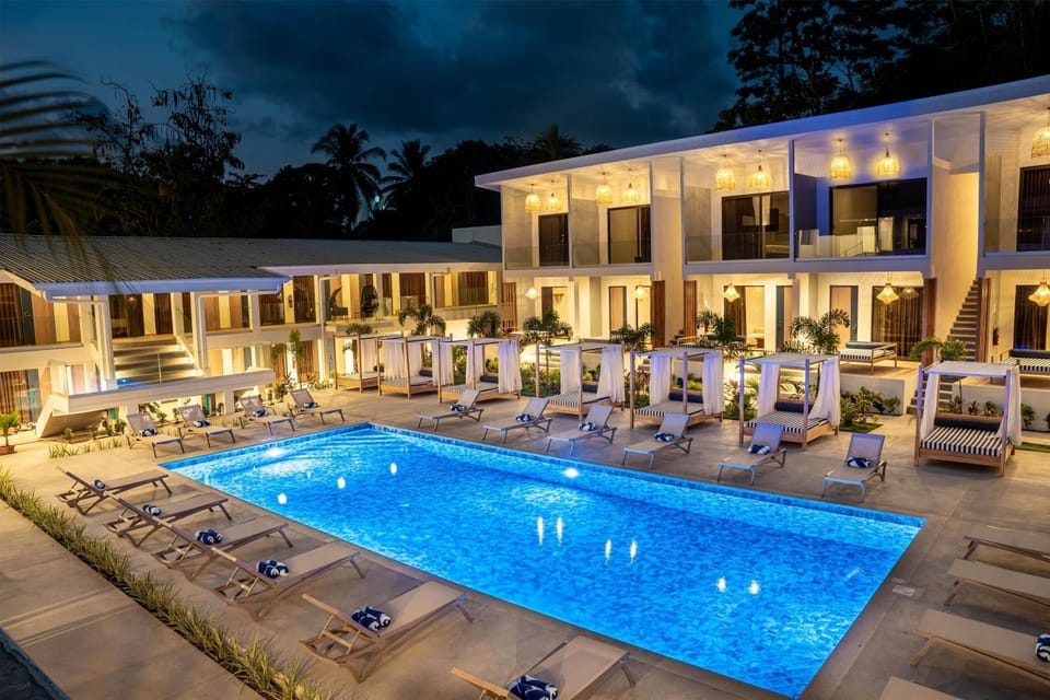 Pool view, Swimming pool