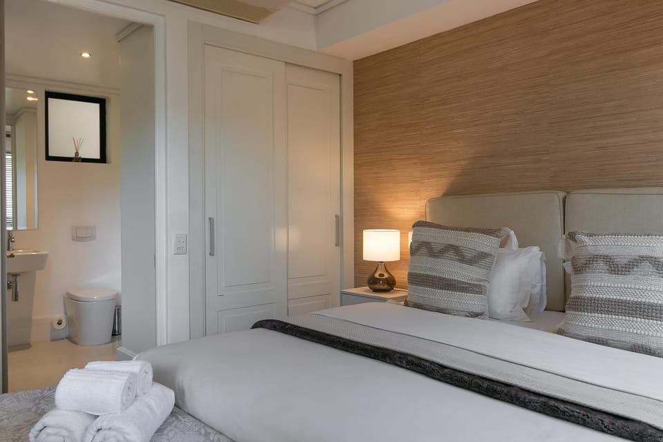 Bed, Bathroom, Bedroom