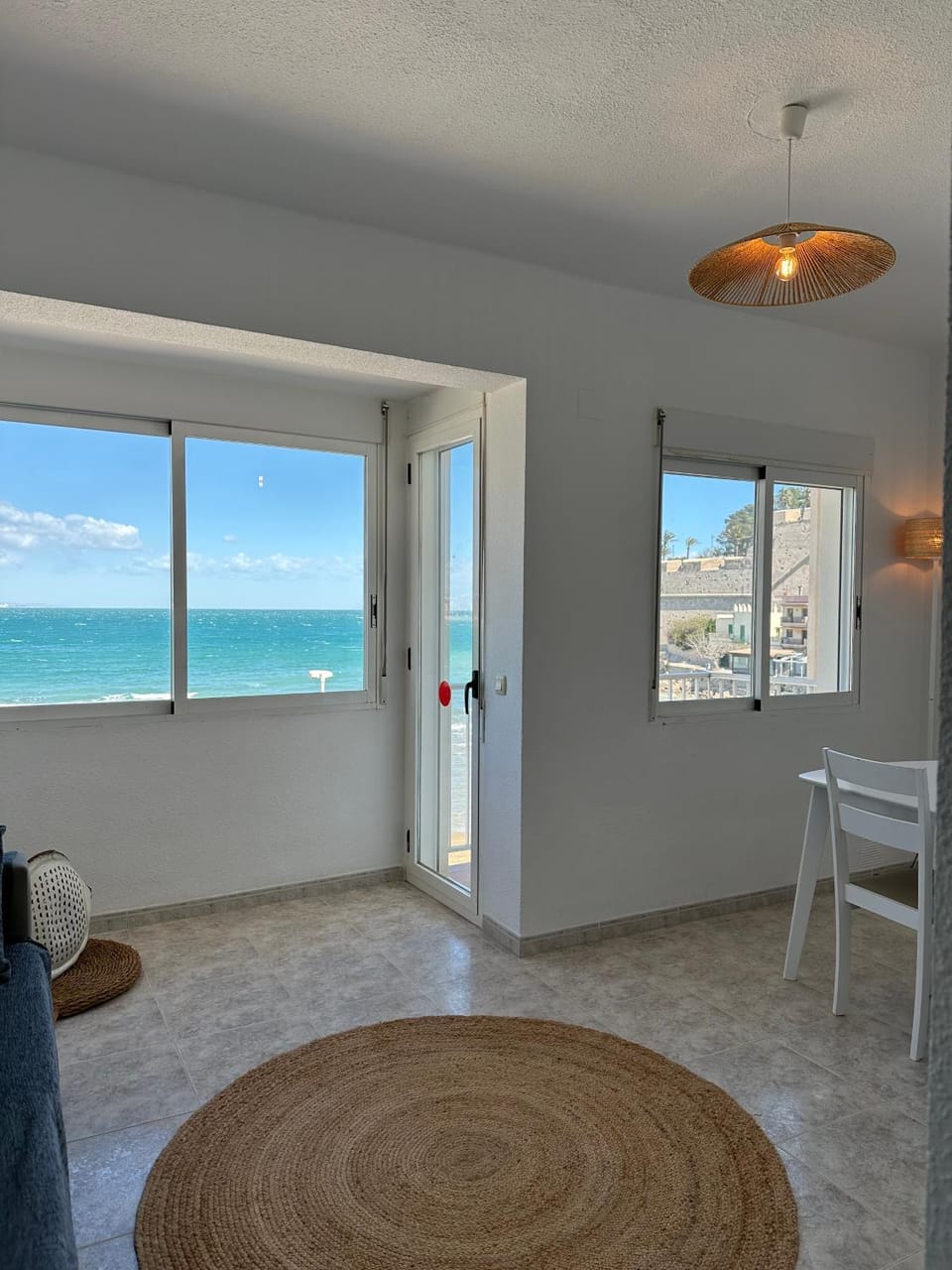 Living room, Dining area, Sea view