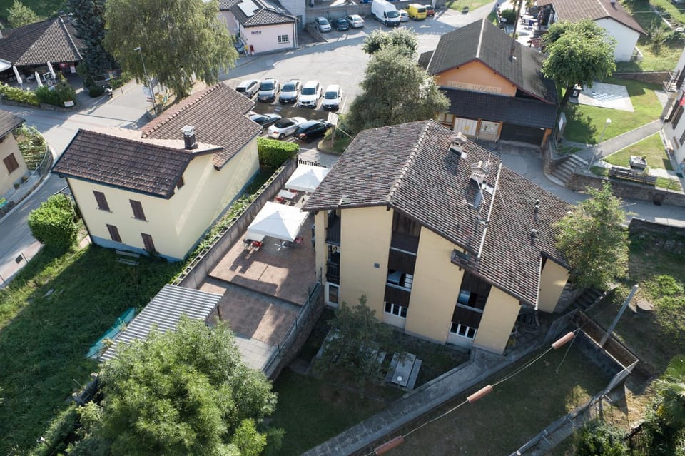 Dormire al Grotto Fonti Bed and Breakfast in Canton of Ticino