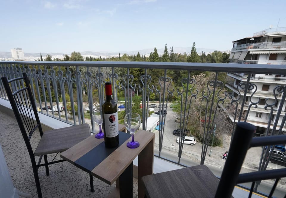 Day, View (from property/room), Balcony/Terrace, City view, Landmark view