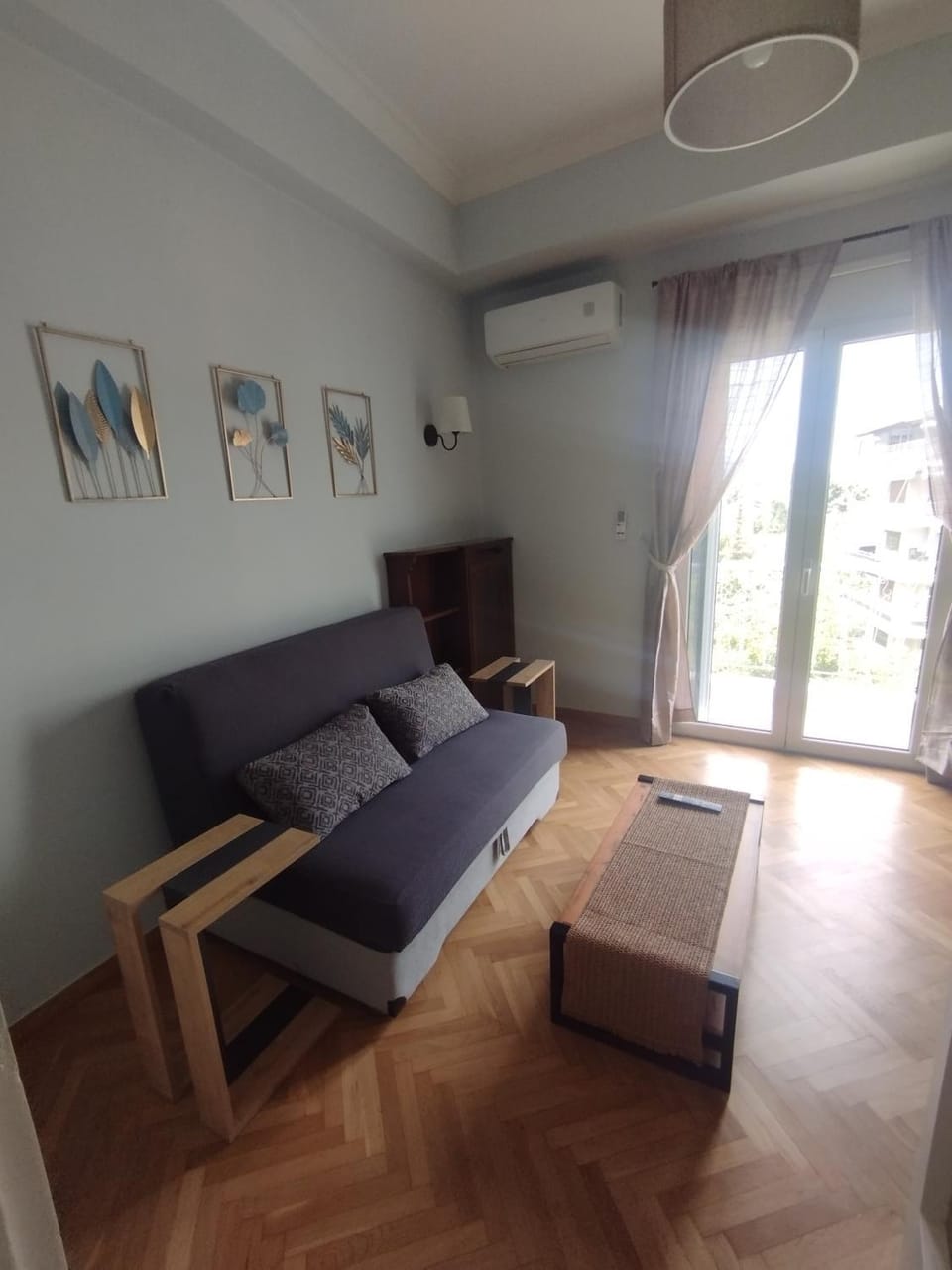 Summer, Living room, Seating area, air conditioner