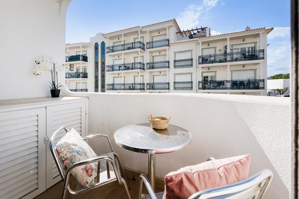 Day, View (from property/room), Balcony/Terrace, Dining area