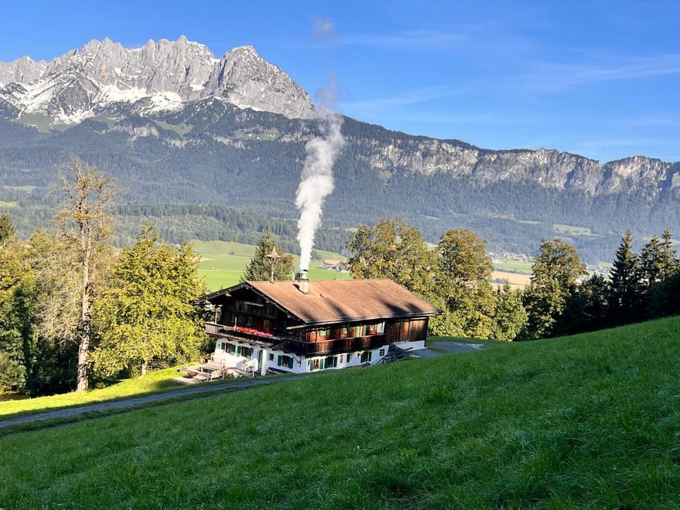 Property building, Spring, Day, Natural landscape, Mountain view