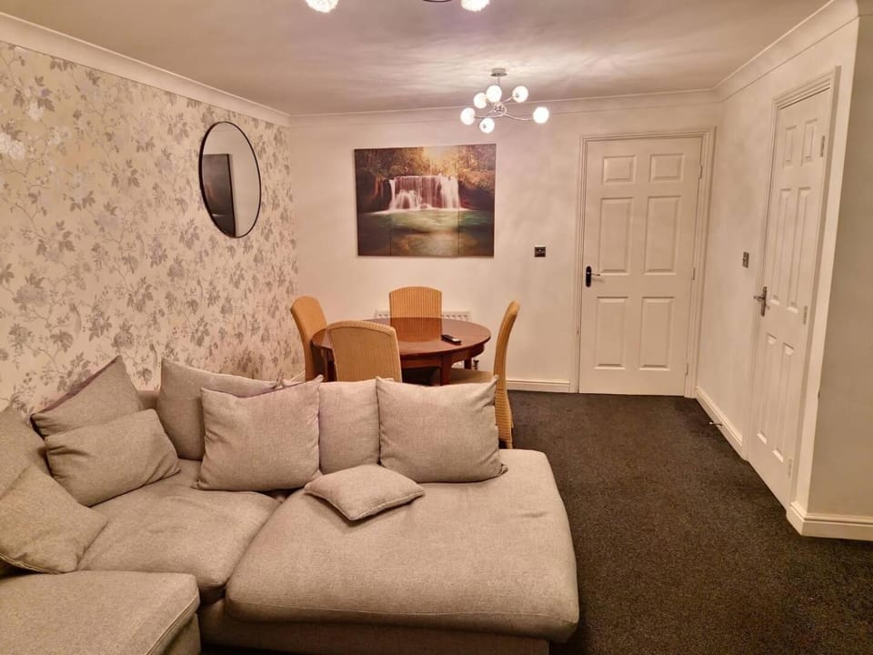 Exotic Maidstone Home Villa in Maidstone