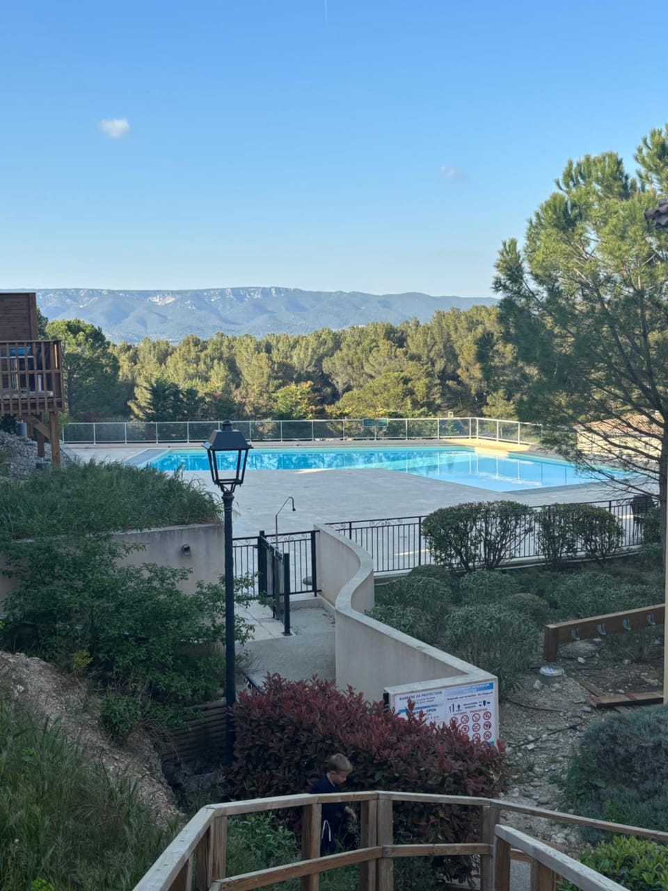 Magnifique appartement lumineux avec piscine Apartment in Mallemort