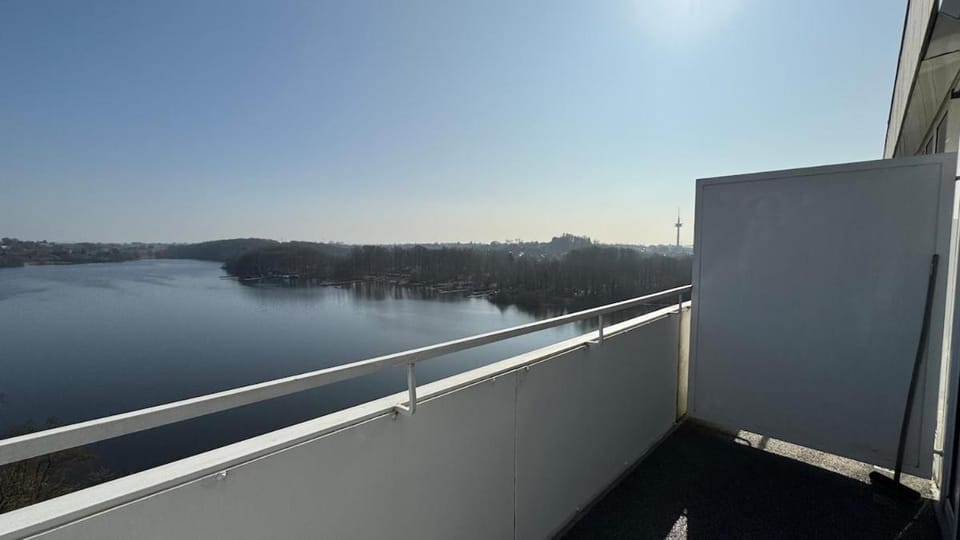 Penthousewohnung mit traumhaften Ausbilck auf den Segeberger See Apartment in Bad Segeberg