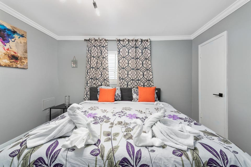 Montrose 1BR Apartment with Modern Vibes and Fast WiFi Apartment in Houston
