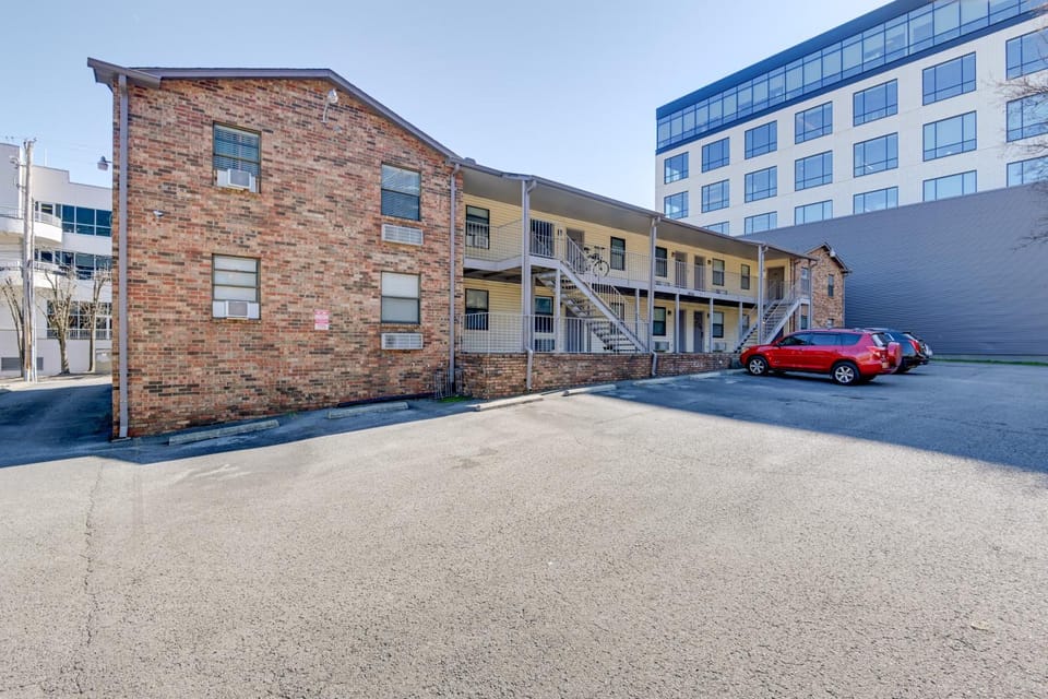 < 1 Mi to Vanderbilt: Nashville Apt Apartment in Music Row