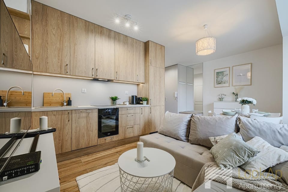 Kitchen or kitchenette, Living room, Seating area, Dining area, stove