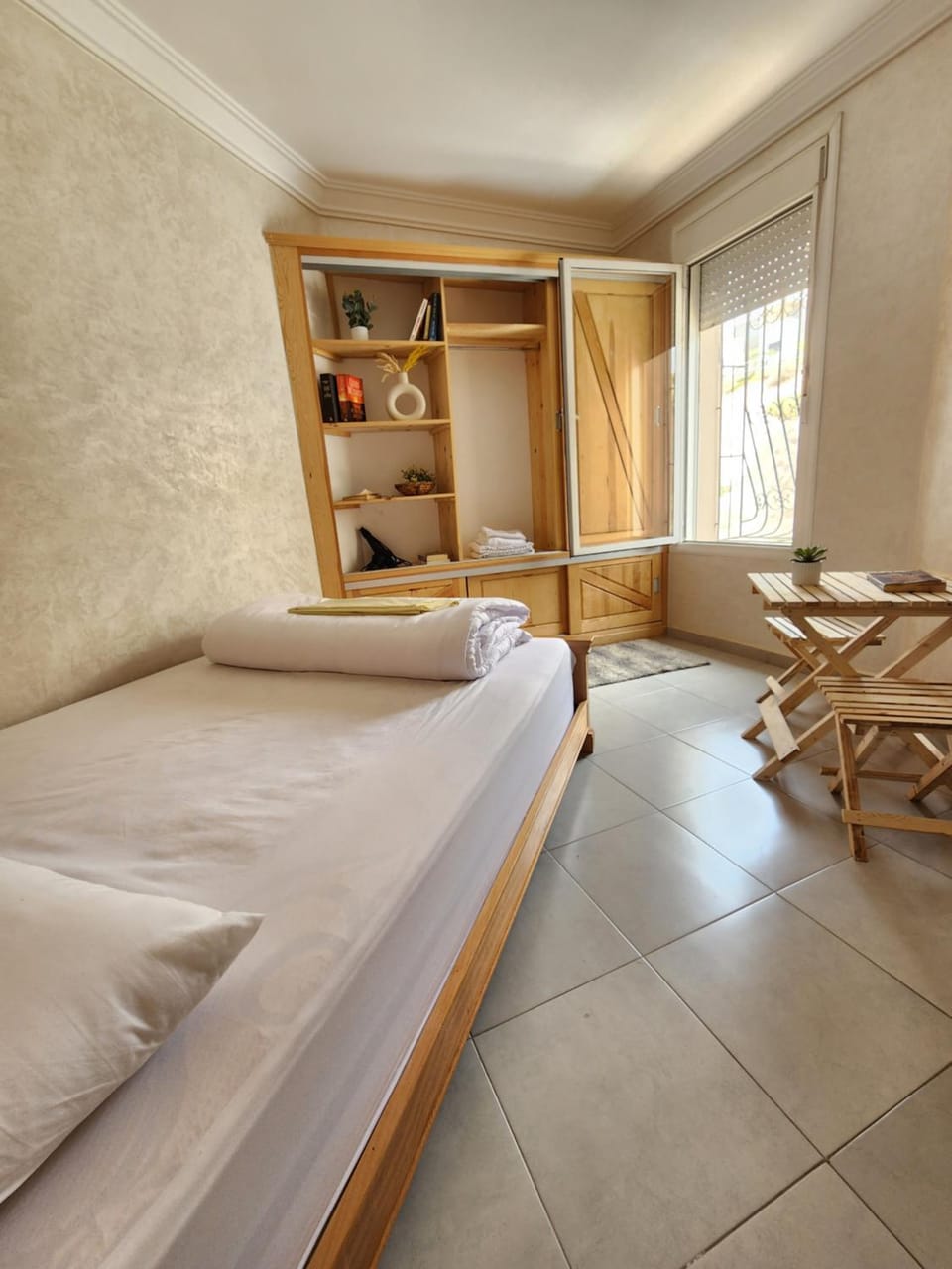 Bed, Photo of the whole room, Bedroom, towels, wardrobe