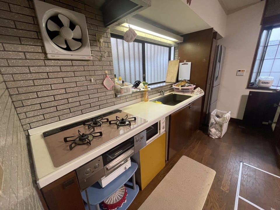 Kitchen or kitchenette, stove