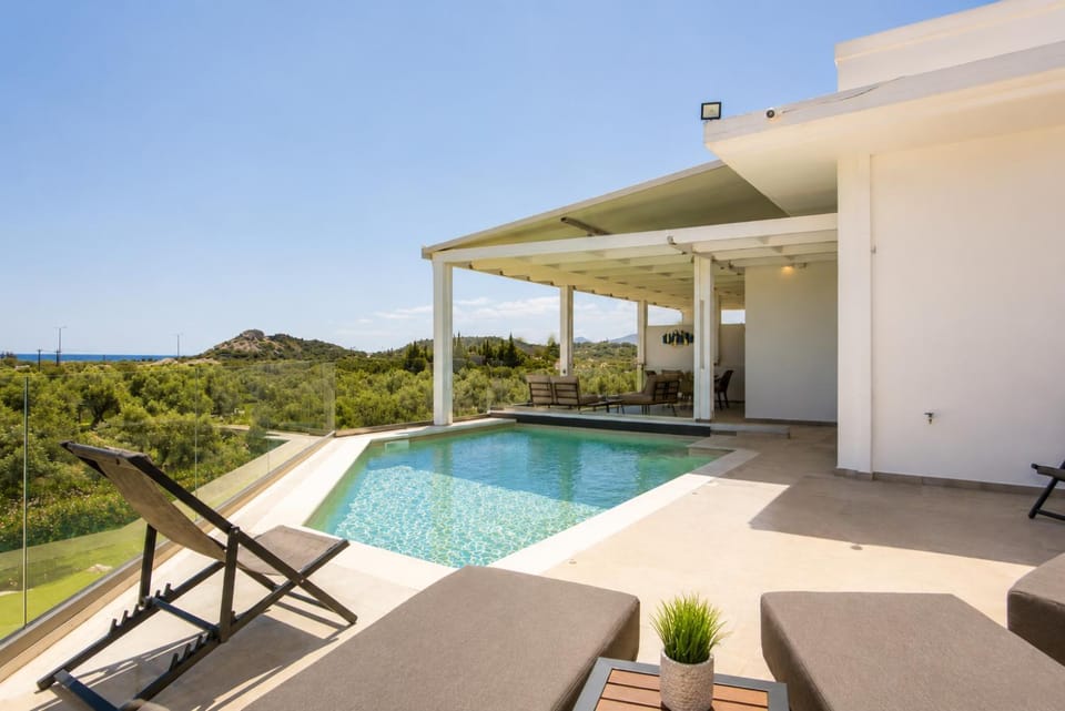 Property building, Patio, Day, Natural landscape, View (from property/room), Balcony/Terrace, Pool view, Sea view, Swimming pool, sunbed