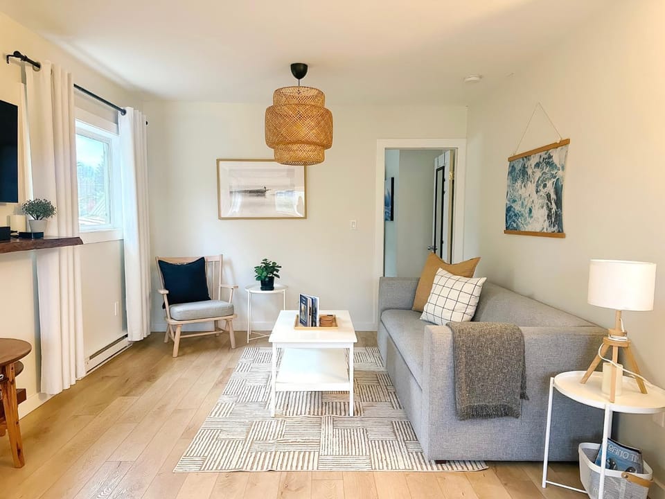 Communal lounge/ TV room, TV and multimedia, Living room