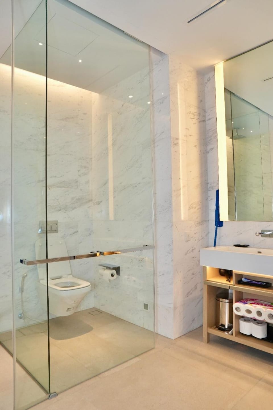 Luxury 3-Bedroom Sea View Apartment in MontAzure Kamala Apartment in Kamala