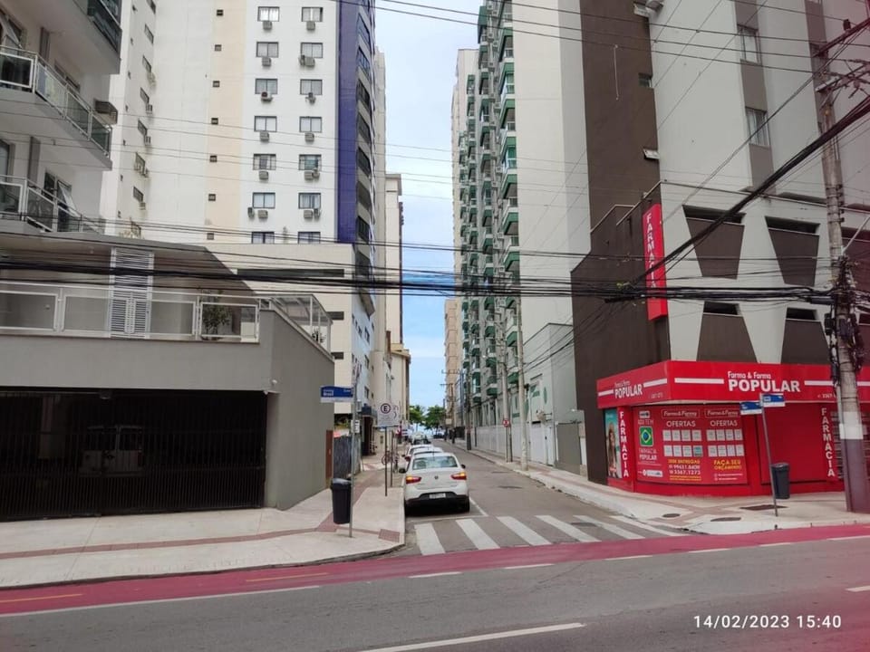 Ap 2 dormitórios avenida Brasil Apartment in Camboriú