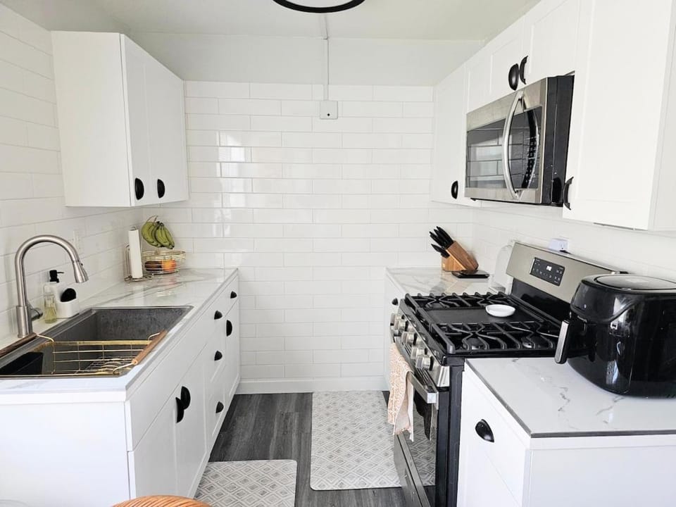 Comfort Location Reasonable Price 2 blocks 2 the beach Apartment in Holualoa