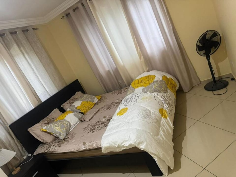Safari Cozy 3 Bedrooms Apartment Apartment in Accra