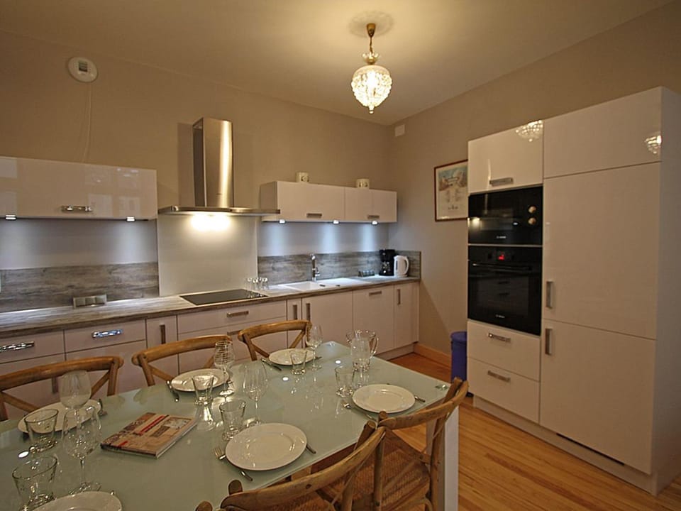 Appartement confortable au centre historique d'Épinal - FR-1-589-802 House in Vosges