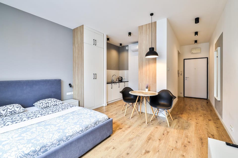 Bed, Kitchen or kitchenette