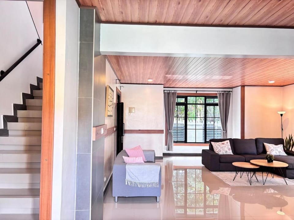 hillcure villa kota bunga puncak by citrus house Villa in West Java