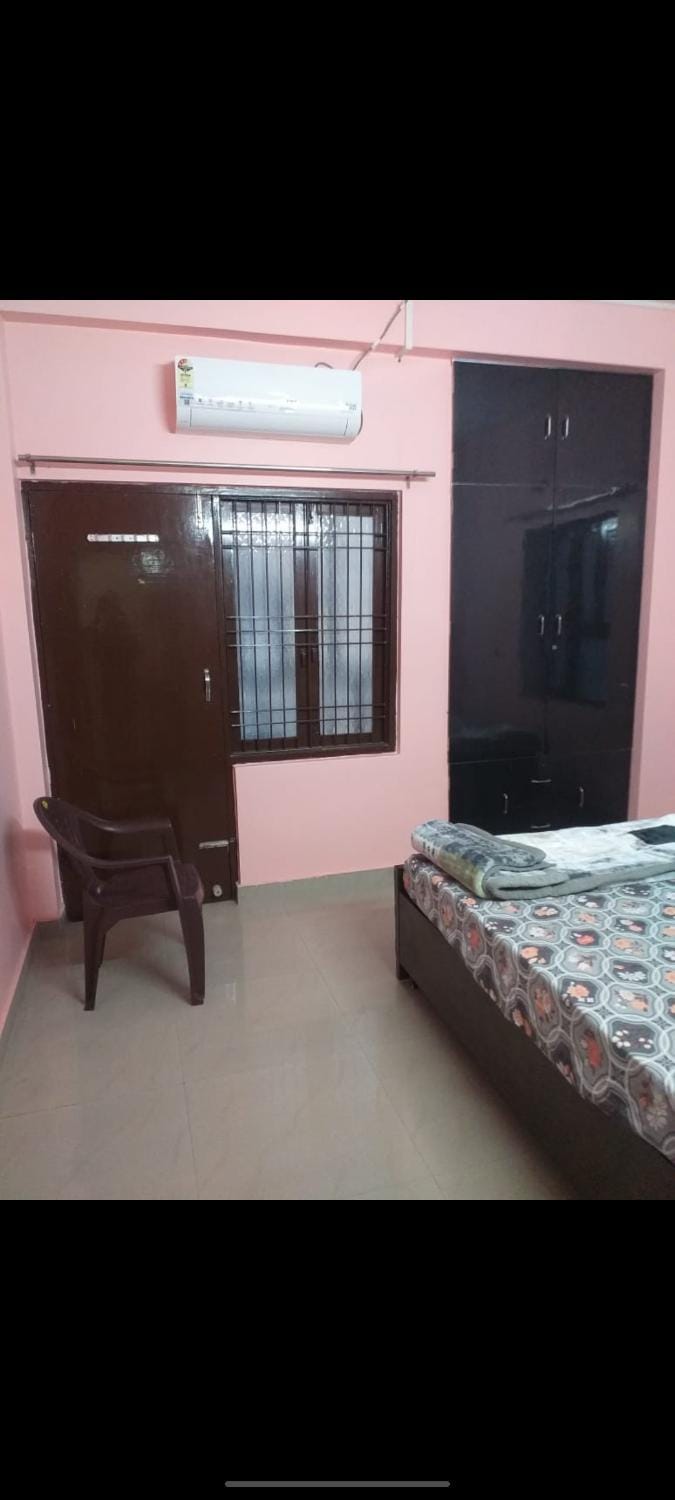SM Stay Home Apartment in Varanasi