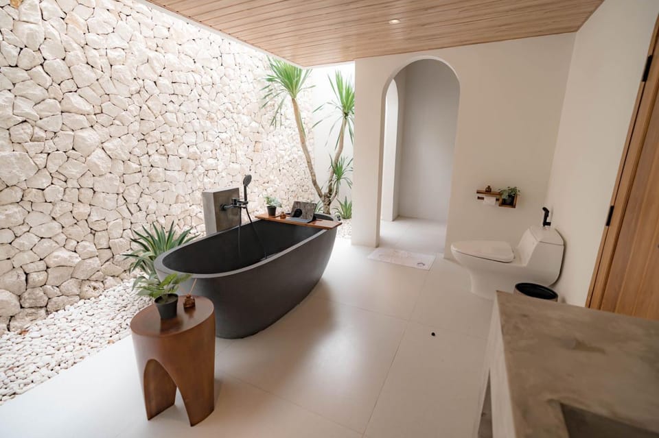 Bathroom, Bath