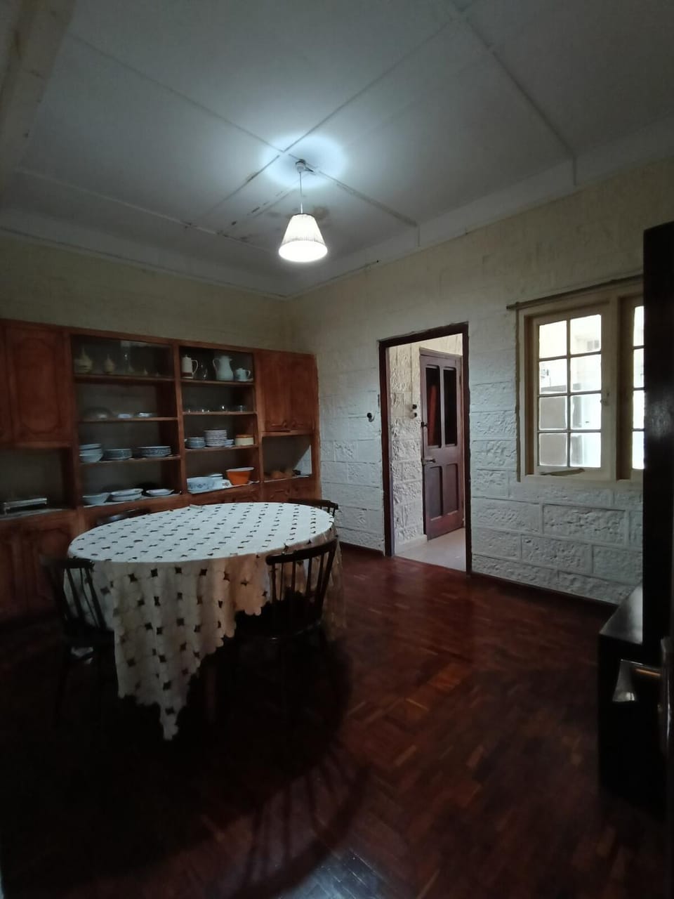 Leleshwa Homestead Cottage - Mweiga Chalet in Kenya