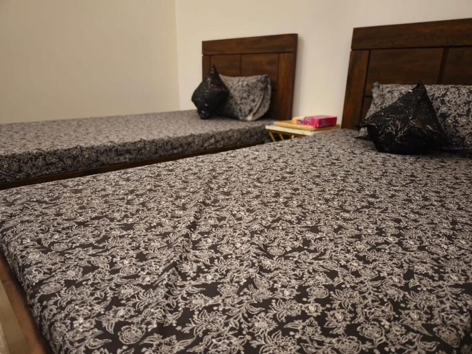 Fully Furnished Family Home House in Karachi