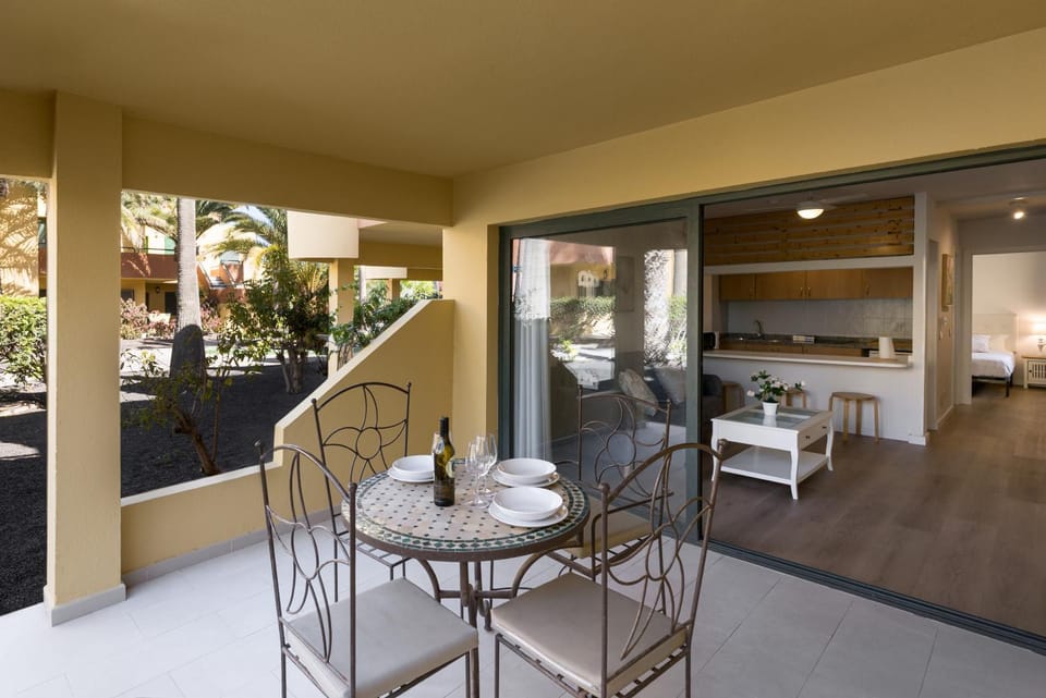 Home2Book Pool & Tennis Court Cozy Apt, Corralejo Apartment in Corralejo