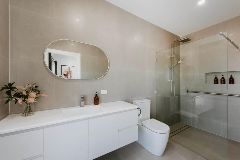 Shower, Toilet, Bathroom, Other