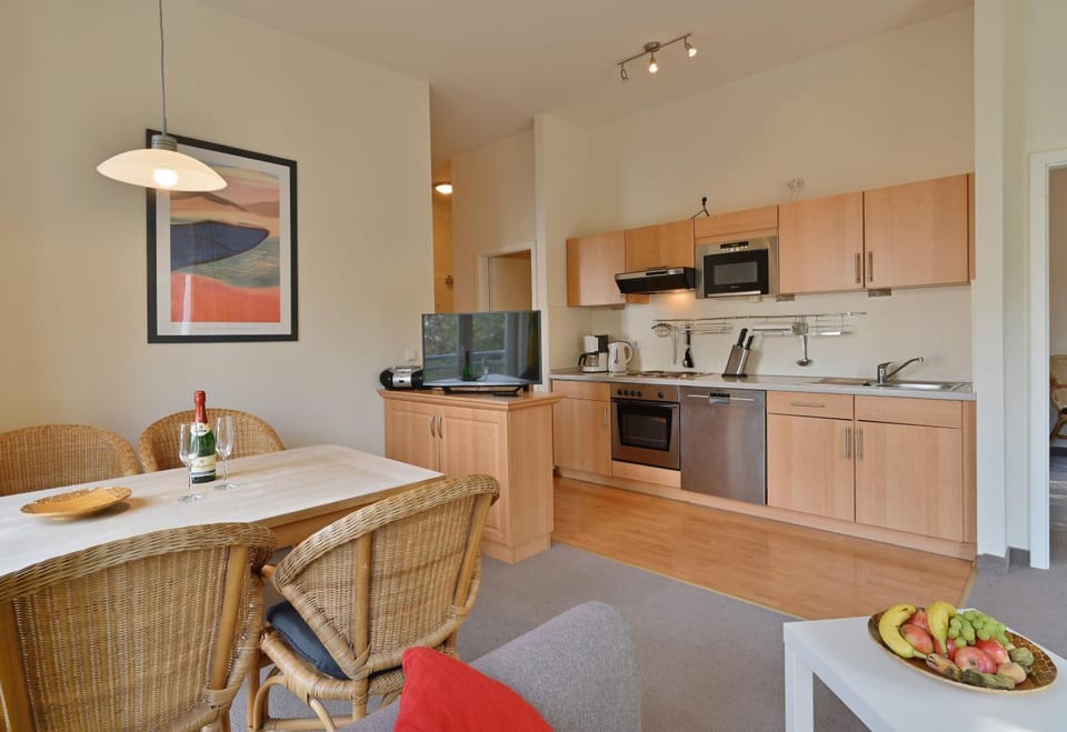 Strandnahe-Ferienwohnung-4-fuer-6-Personen-Villa-Celia-Sellin Apartment in Sellin