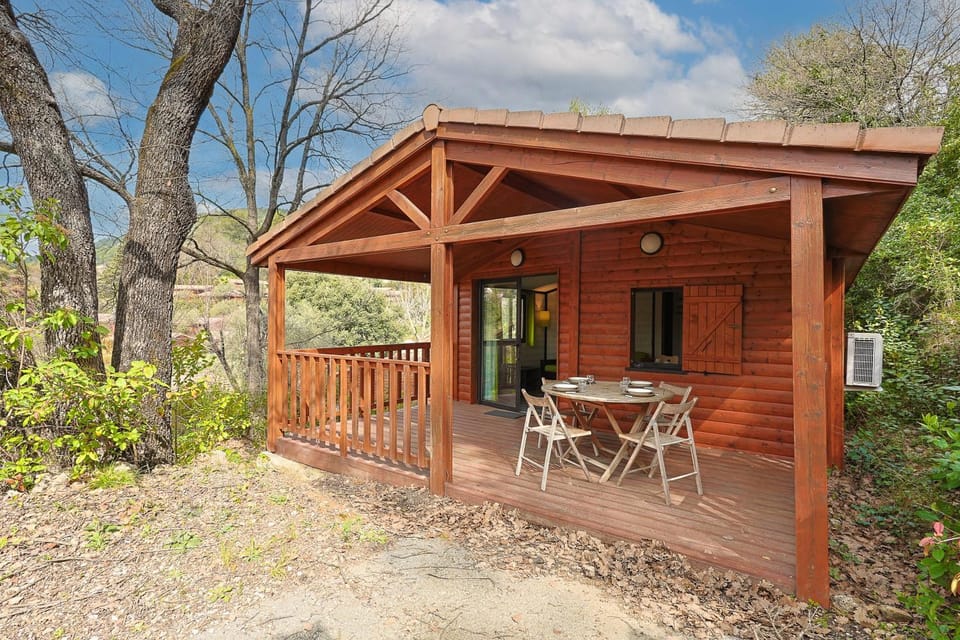 Property building, Garden view