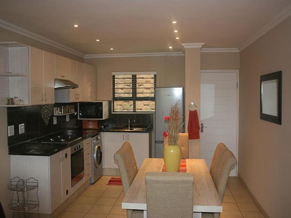 The Atrium 36 Apartment in Dolphin Coast