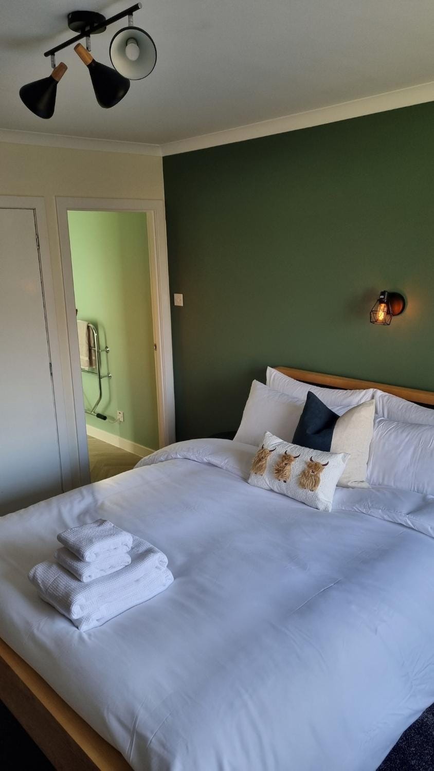 Brae an Fraoch - King Bed, Room 1 Apartment in Fort William