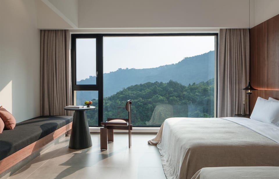 Miyue Shenzhen Tianlu Secret Wild Wizard Holiday Hotel Hotel in Shenzhen