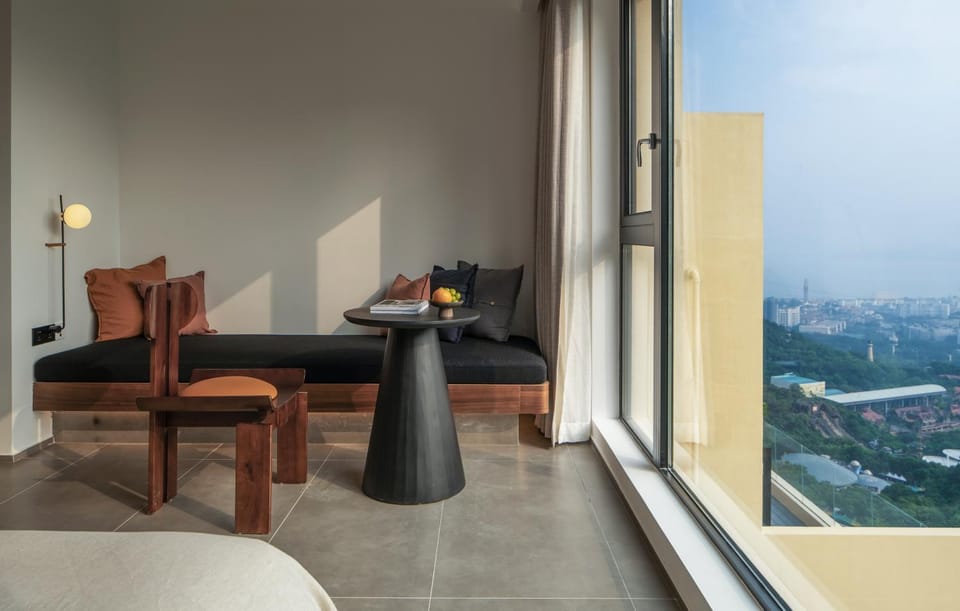 Miyue Shenzhen Tianlu Secret Wild Wizard Holiday Hotel Hotel in Shenzhen