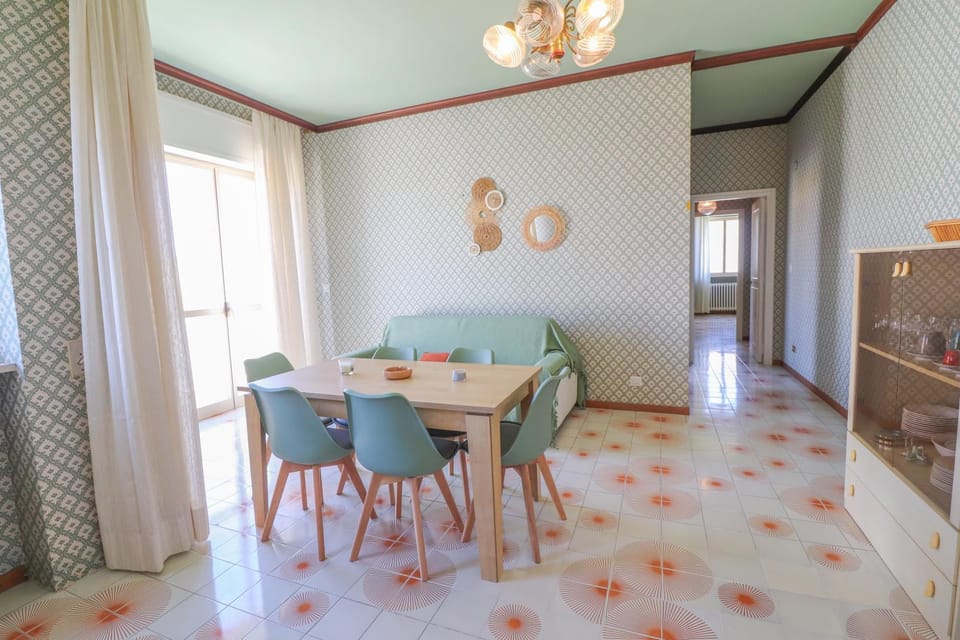 Casa Diana Otranto Charme, Centro & Garage AC & WiFi 6 Sleeps Apartment in Otranto