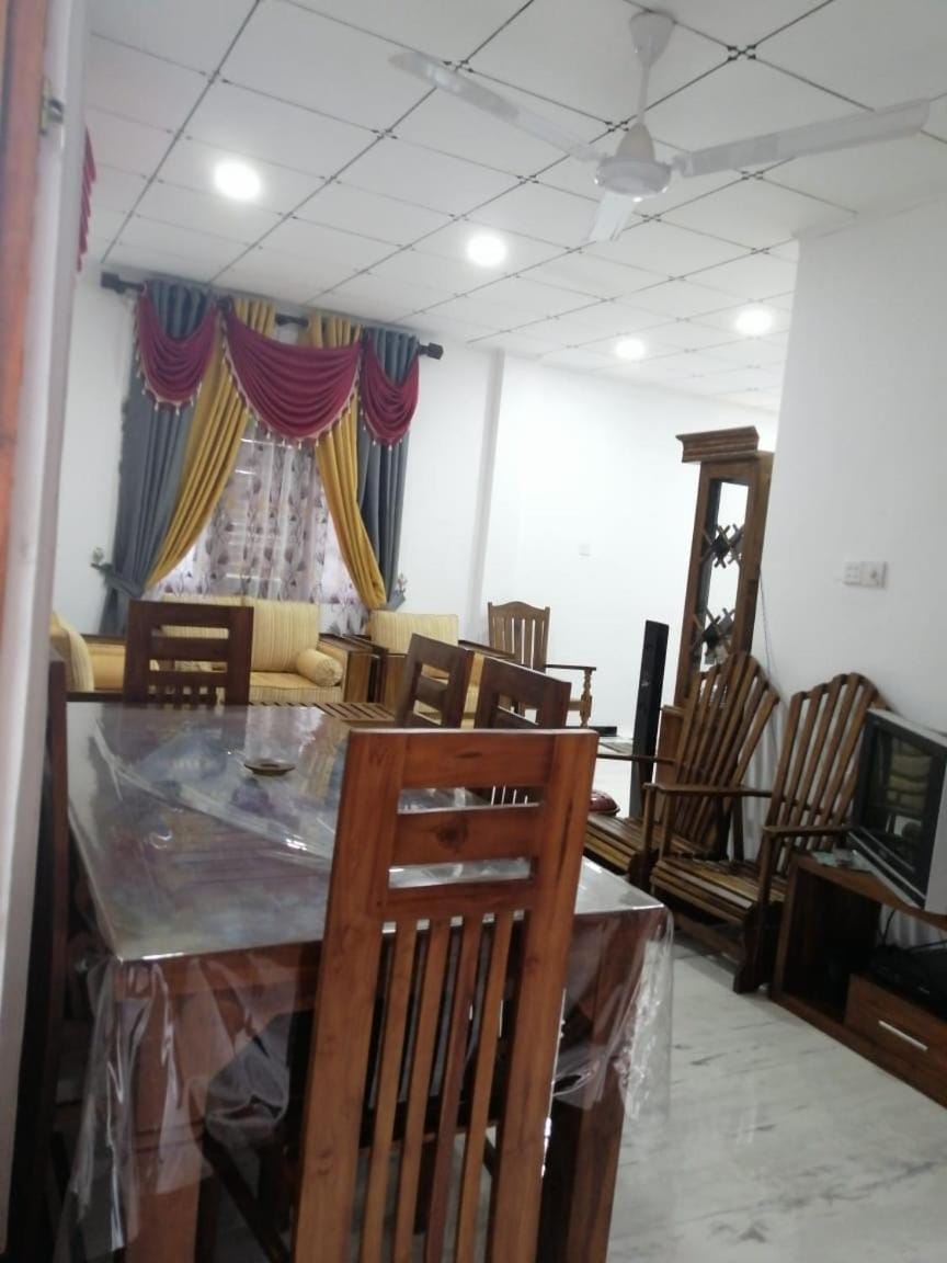 Communal lounge/ TV room, Seating area, Dining area